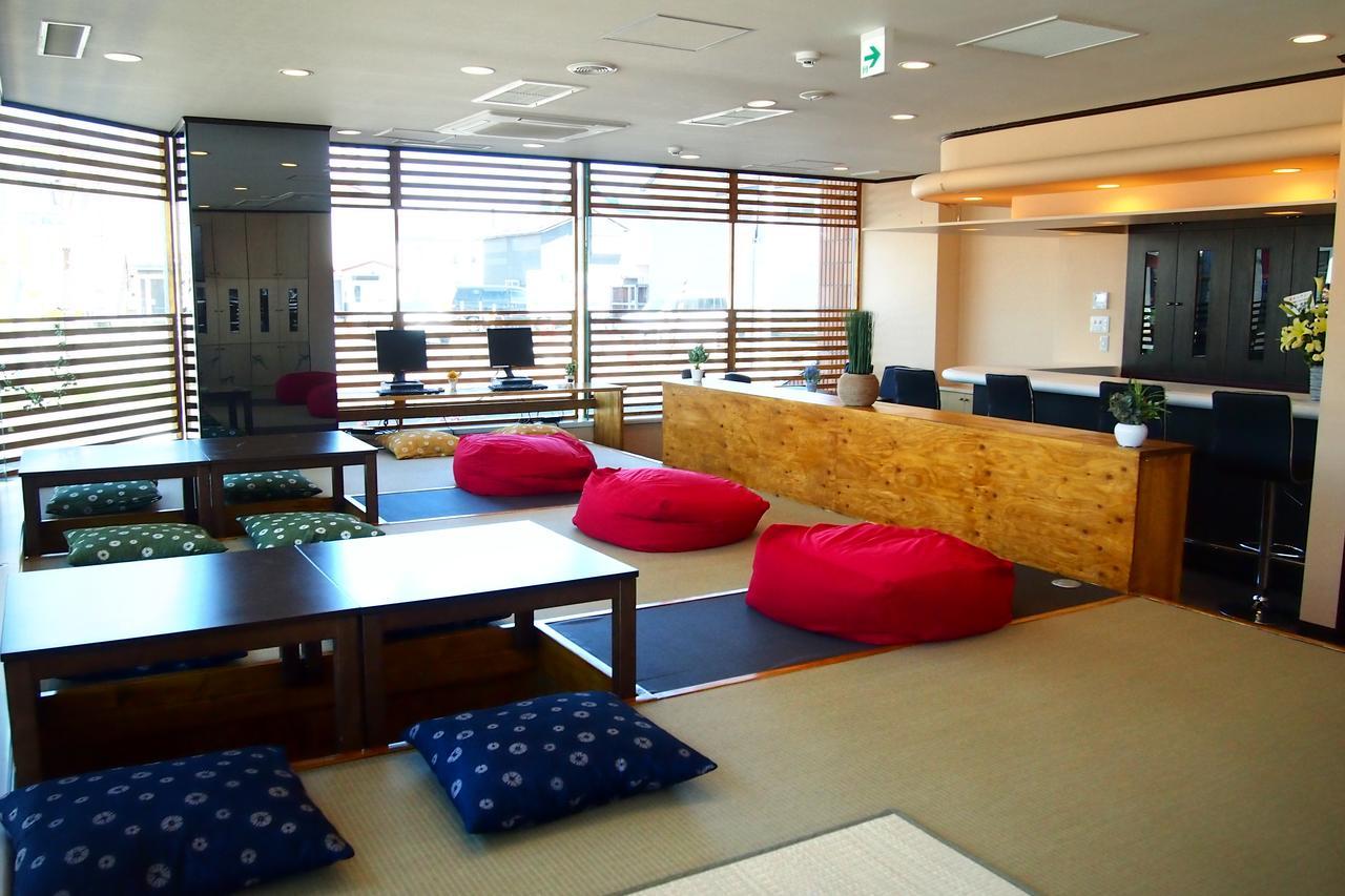 Khaosan Chitose Family Hostel Экстерьер фото
