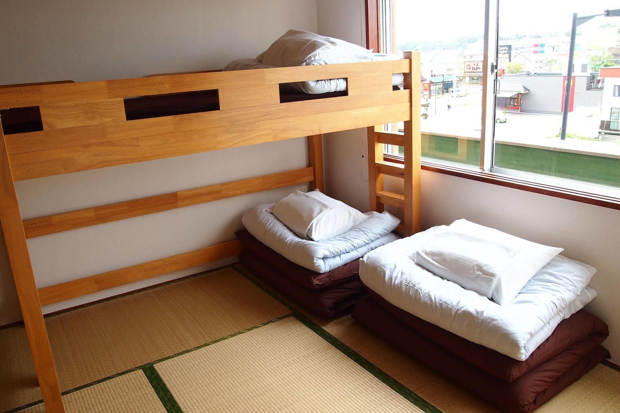 Khaosan Chitose Family Hostel Экстерьер фото