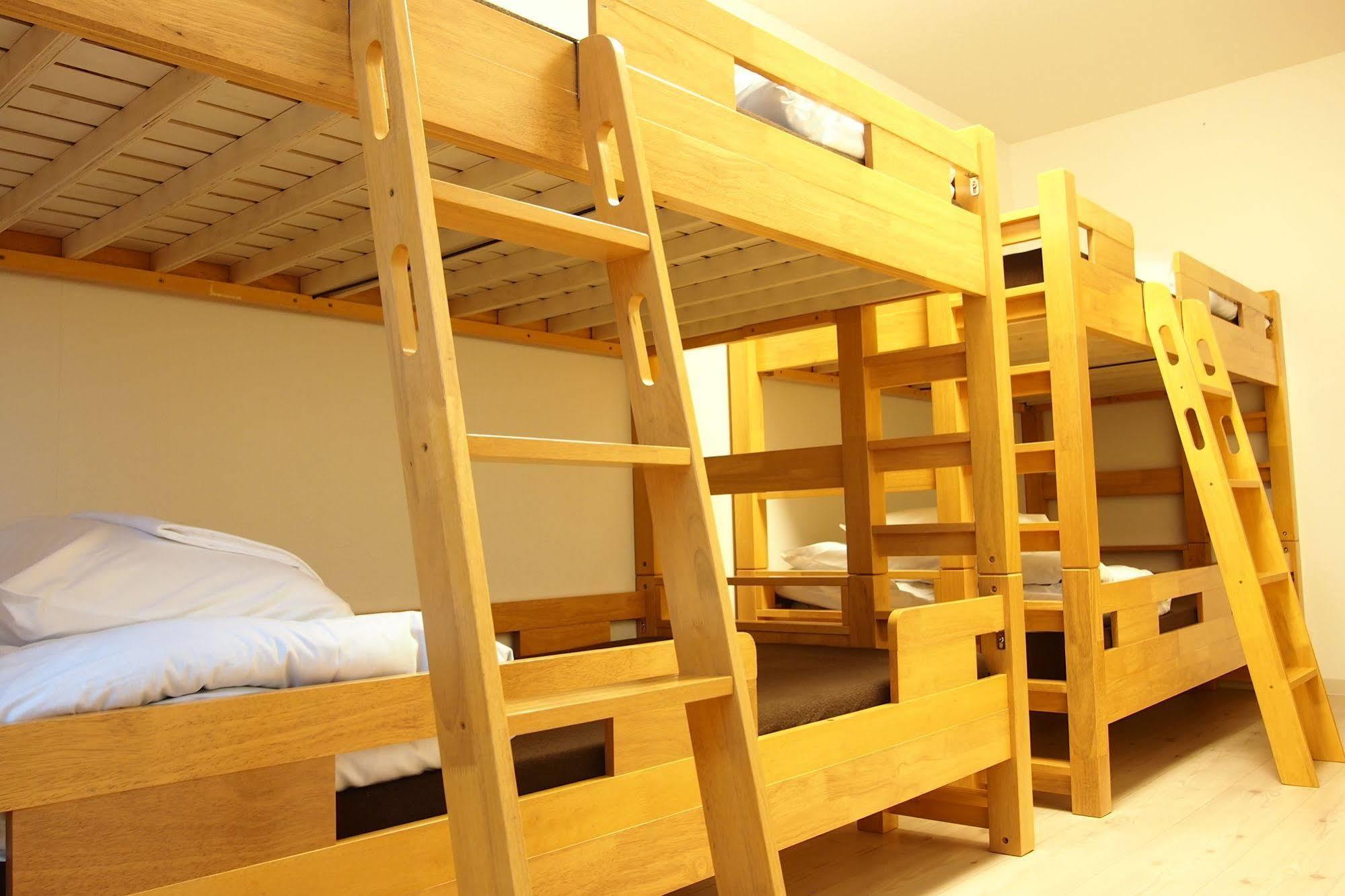 Khaosan Chitose Family Hostel Экстерьер фото