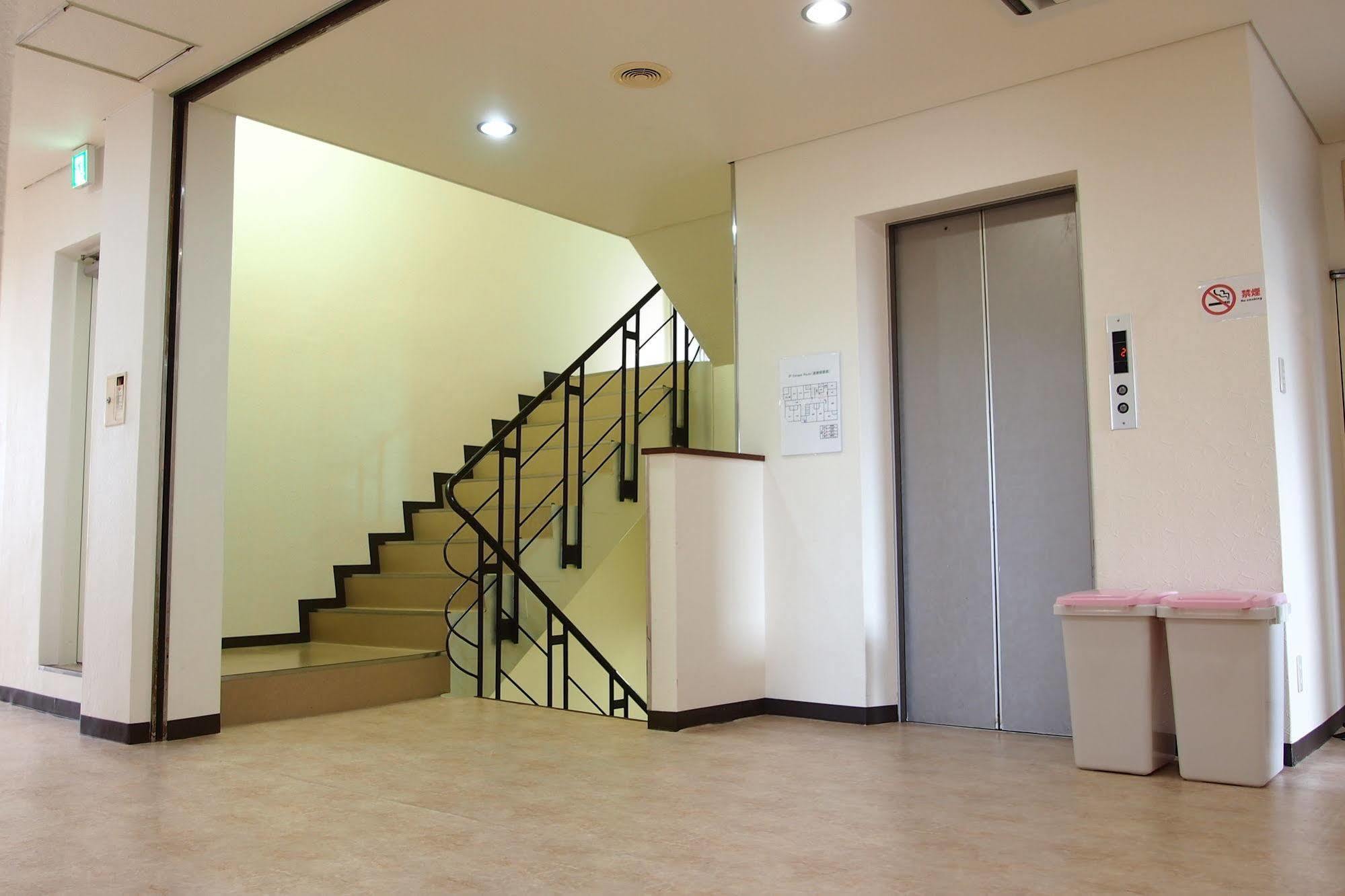 Khaosan Chitose Family Hostel Экстерьер фото